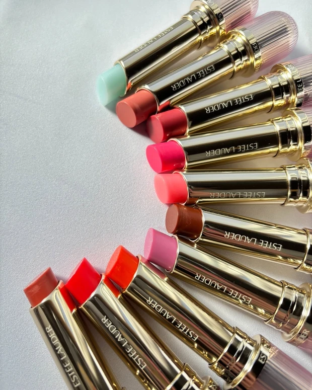 エスティ ローダー 新リップバーム 全10色