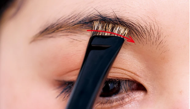 トレンド眉 「ふわゆるアーチ眉」の描き方4