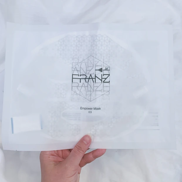 【次世代シートマスク】韓国発・微小電流により美容成分を角質層へ！うるおい・ハリにアプローチ【おうち美容】_4