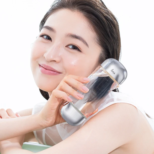 【IPSA】大人の肌あれトラブルに、アクアと過ごす夏。アンバランスに傾き…