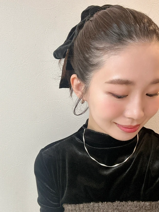 セルフアレンジ お団子ヘア ポニーテール ベロアリボン