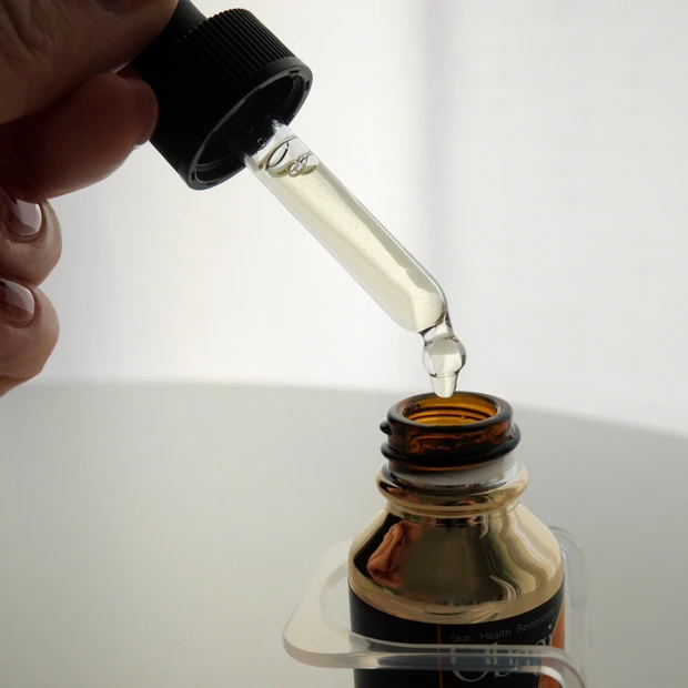 【オバジC25セラムNEO】気付けば4度目のブログ紹介。何度使っても良さを実感出来る優秀ビタミンC美容液。_2_2