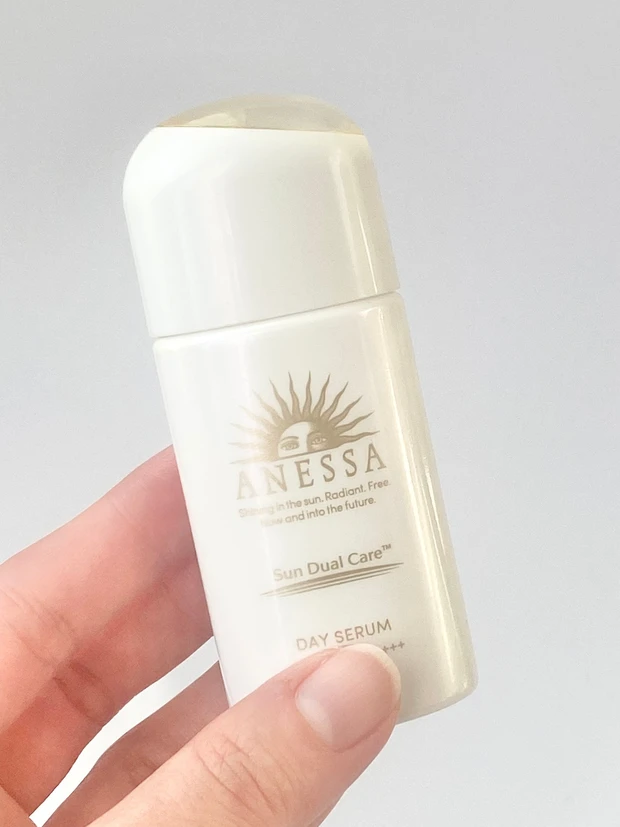 アネッサ　デイセラム　日焼け止め　UV 紫外線