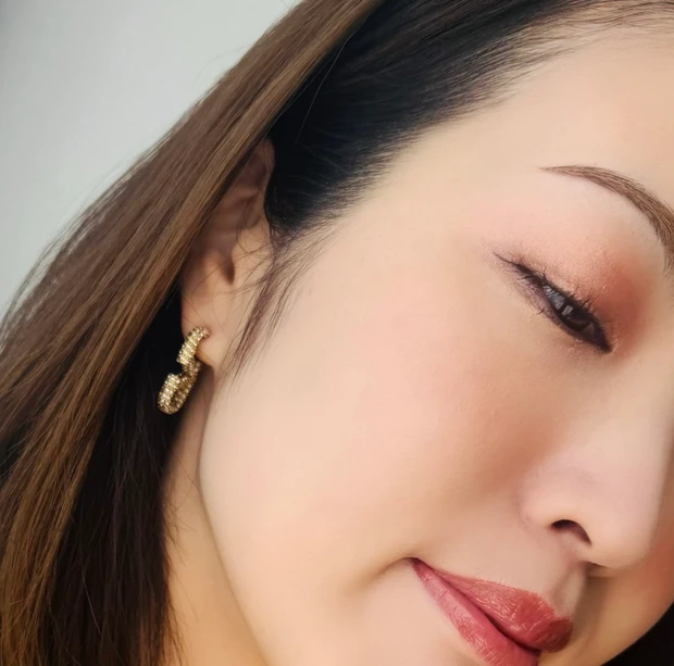 エスプリークのトリプル モイスチュア プライマー01を実際に使用したイメージ