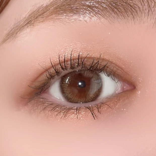 THREE スターゲージングアイシャドウクアッド 05 BEAUTIFUL BONNIE