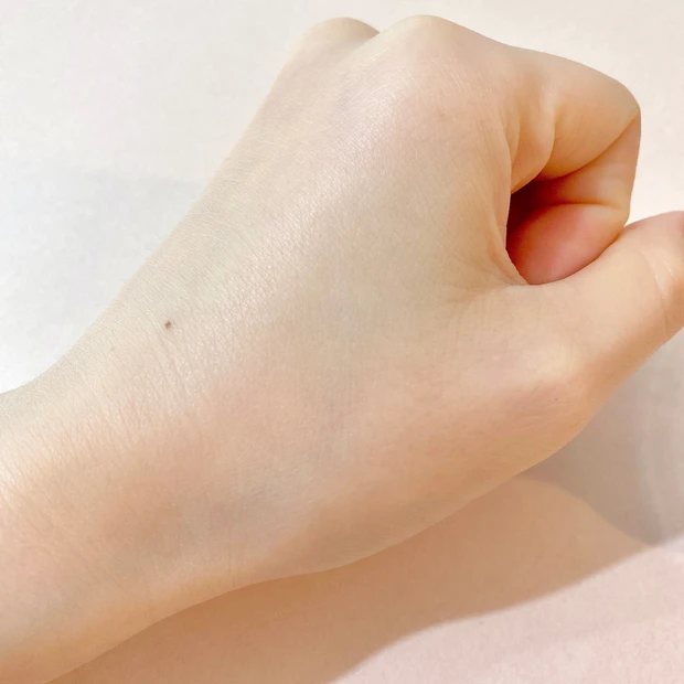 【赤い宝石】アスタリフトで大人気の先行美容液から、ついに美白タイプが登場！_4_3