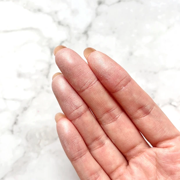 マキアージュ エッセンスグロウキープパウダーの粉質