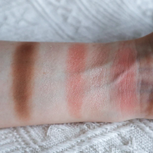 セザンヌ フェイスアイパレット 01 ピュアコーラル