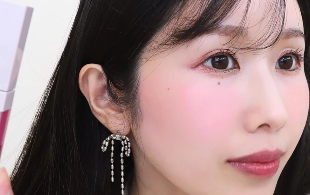 アディクション ザ リキッド ブラッシュ フォギー　008：Blossom Canal