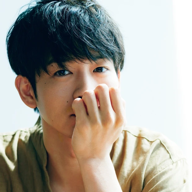 松下洸平さん登場！ 神崎 恵さんエッセイ「あの日、変わることを怖がらなか…