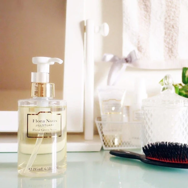 春の贈り物にも♡華やぐ香りで気分を上げるフローラノーティス ジルスチュアート！