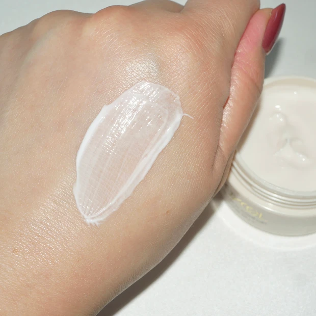 exceL(エクセル) デイスキンコンフォート