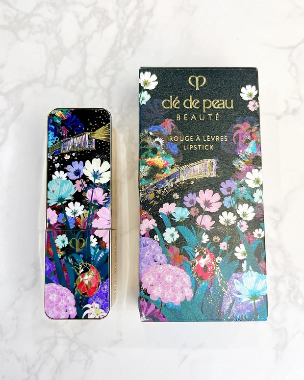 クレドポーボーテ 2025 クリスマスコフレ パッケージ