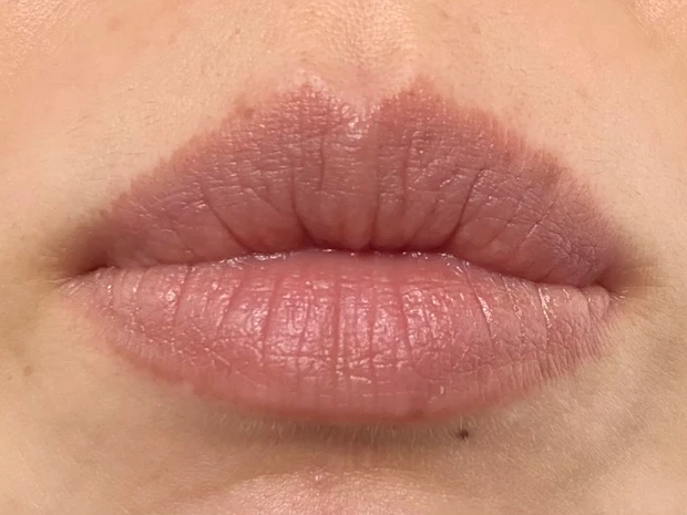 【オバジ】もっと早く買えば良かった！ドラッグストアで買える本格派リップエッセンス！_2_2