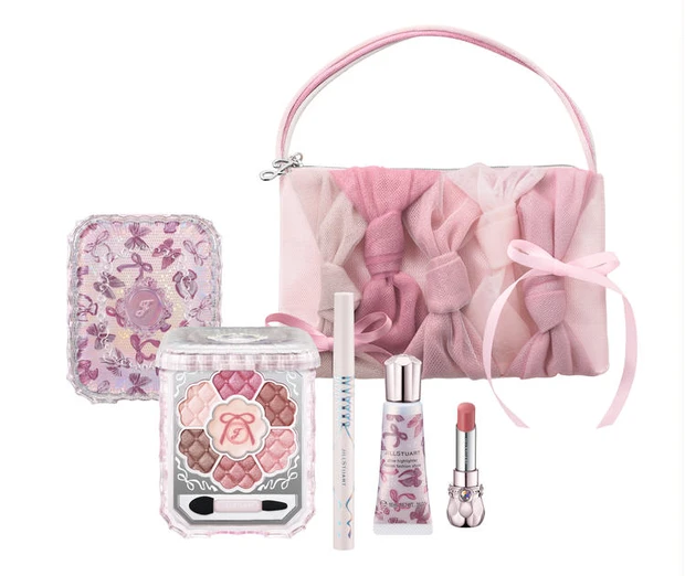 ジルスチュアート　2025　クリスマスコフレ　ジルスチュアート リボンファッションショー コレクション