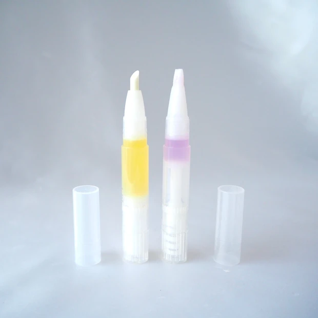 無印良品　甘皮ケアオイル　ネイルケアオイル