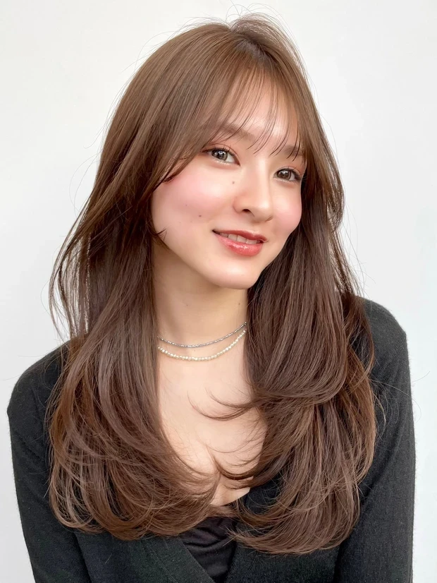 春におすすめの髪型 トレンドヘアスタイル ロングレイヤー