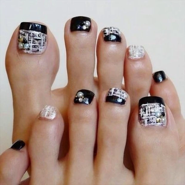 シックに決まる☆簡単秋ツイードネイル！【ギ☆のセルフネイル手本帖】