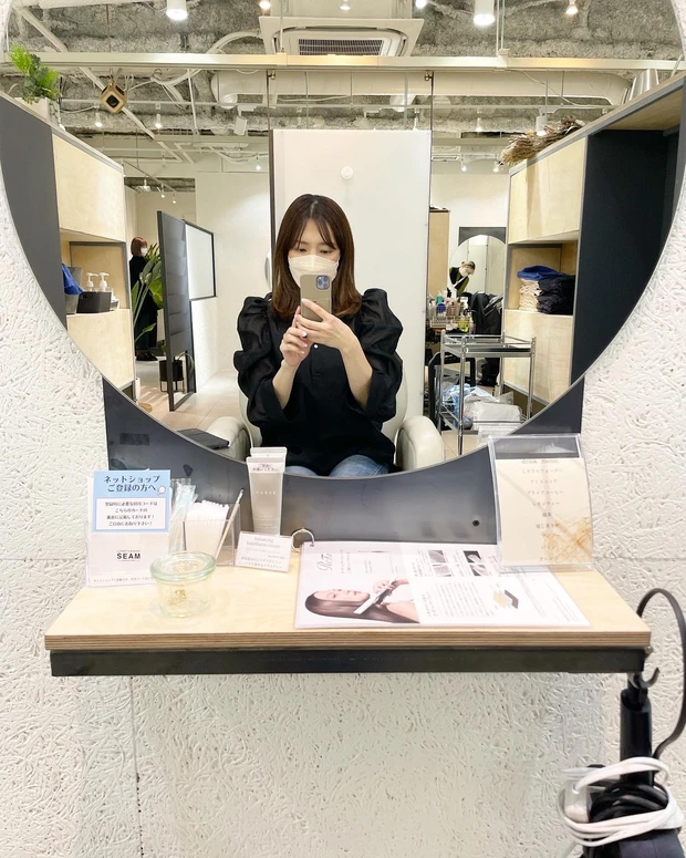 私の地元"札幌"で美容スポットを発見♡
ヘアケア好きな方には全力でおすすめしたい♡
美容室&コスメ、ヘアケア商品、refaの商品など
入ったら抜け出せなくなった♡_3