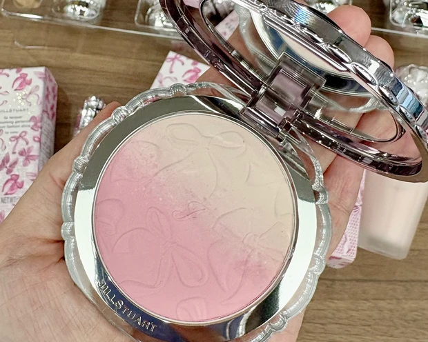 ⭐︎発売日前⭐︎思わずパケ買い!クリスマスコフレ4選_6_2