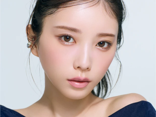 【ブラウン単色アイシャドウ】秋のおすすめはマット×グリッターで簡単透明感メイク