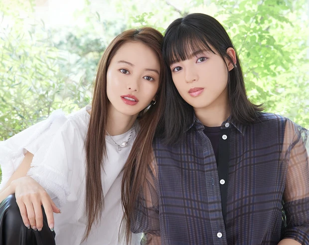 この肌が好き! 山本舞香さん×石井杏奈さんのこだわりの美肌テク