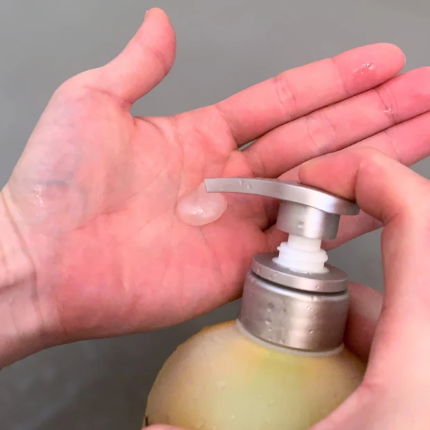 melt（メルト）ディープ シャンプー