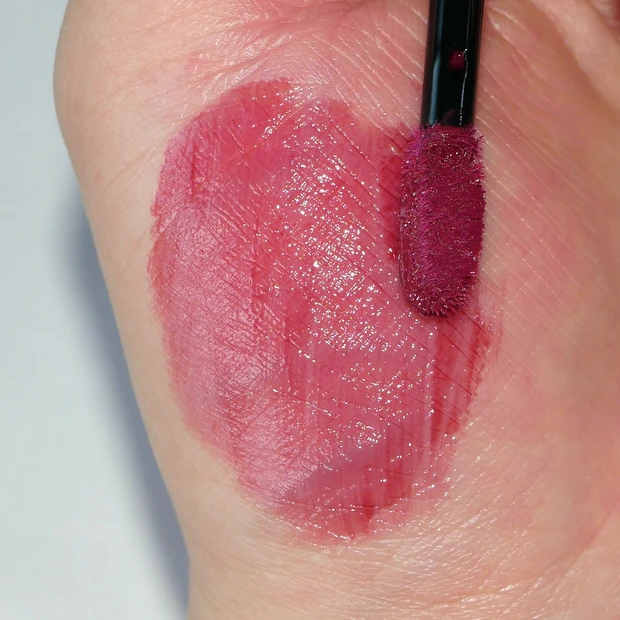 ヴィセ ネンマクフェイクリキッド RD430 ローズのため息 ブルベ冬