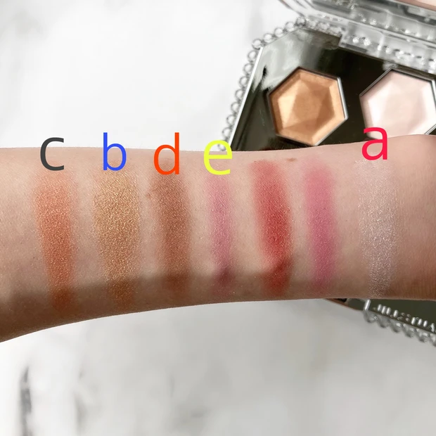 今年の秋は、何色の目元メイクでお出かけする？秋新色コスメを使った、秋メイクをご紹介♡♡_2_2