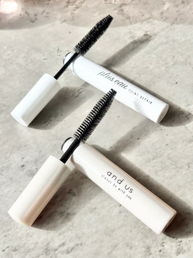 ヘアスタイリング　前髪　アホ毛　浮き毛　アホ毛防止　マスカラ　スタイリング剤　スリーコインズ　スリコ　プリュスオー