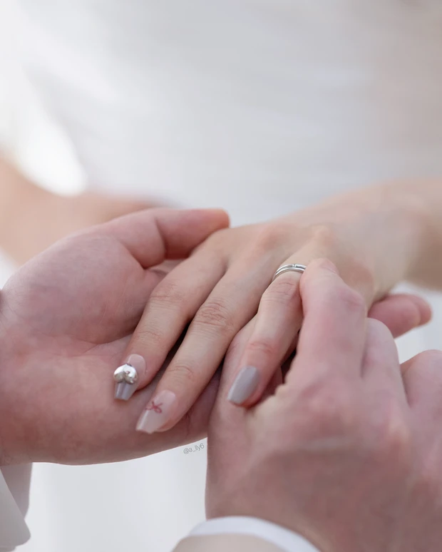 結婚 結婚式 前撮り フォトウェディング 準備 SHEIN おすすめ 小物 ドレス タキシード ネイル シール fingersuit 韓国