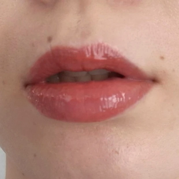 3Dボリューミングティント メルバデューを塗った様子