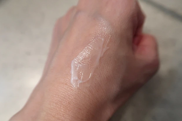 【美容賢者の友利新先生も大野真理子さんもオススメ！美白有効成分「4MSK*1」配合のプチプラスキンケア】アクアレーベル トリートメントミルク＆スペシャルジェルクリーム EX_6_2