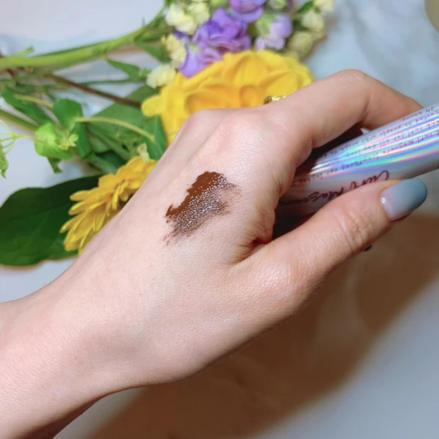 Milk Touch  オールデイロングアンドカール マスカラ