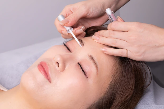 眉毛サロン　眉サロン　眉毛　眉　体験レポ　ハリウッドブロウリフト　HBL