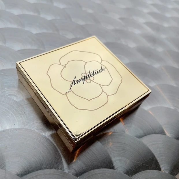 【Amplitude 春コスメ🌸】限定チーク✨透き通るような肌から、浮かび上がるキュートでありながらエレガントな頬に💛_2_1