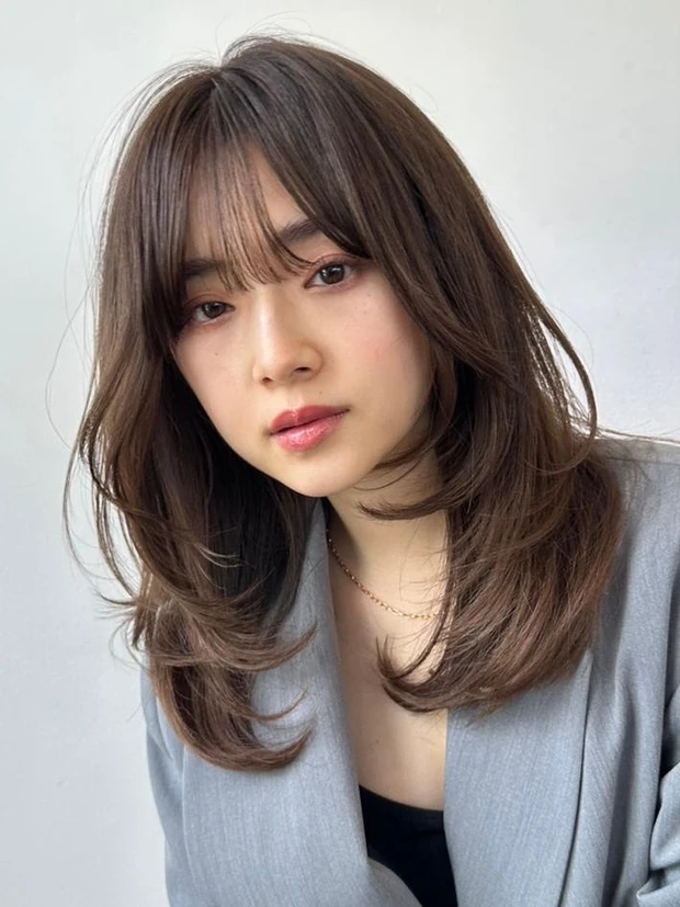 【7位】【スタイリングが苦手な人におすすめ】まるで韓国人女性のようなワンカールレイヤーミディアム