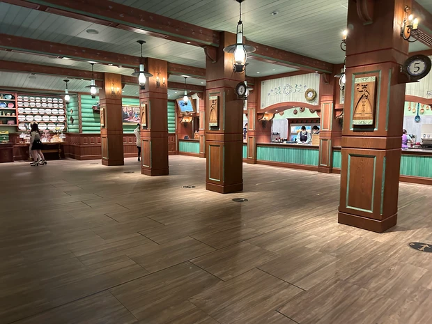 ディズニーシー新エリアファンタジースプリングスに行ってきたよ!現地レポート(2)レストランがすごかった
_4_1