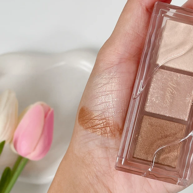 BR-1 無垢なまなざし スウォッチ