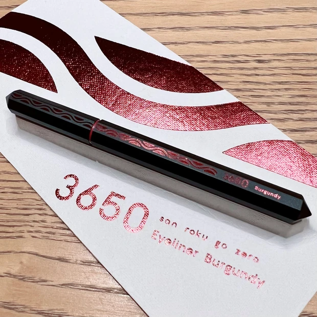 【プチプラコスメ】絶妙な色味と描き味の良さでリピ中！3650 リキッドアイライナーが手放せません！_2