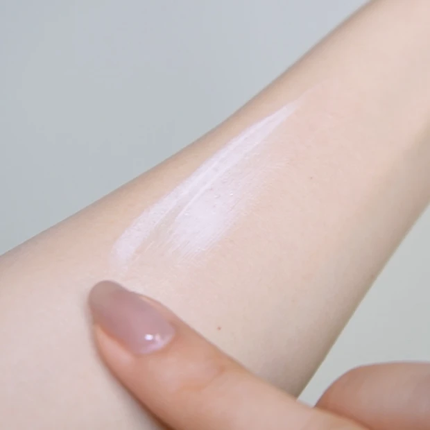 HAKU デイブライトニングUV (医薬部外品) 日焼け止め 薬用 日中美白美容液UV 下地 2024 新作コスメ