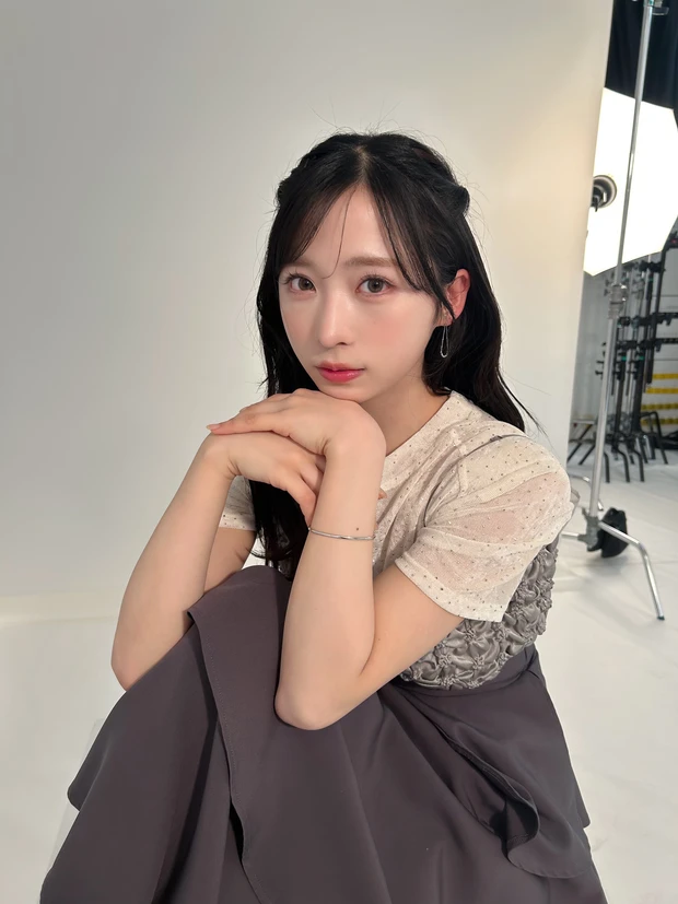 AKB48小栗有以さんマキア4月号オフショット【“崩れない”アイドルメイク】PhotoGallery_1