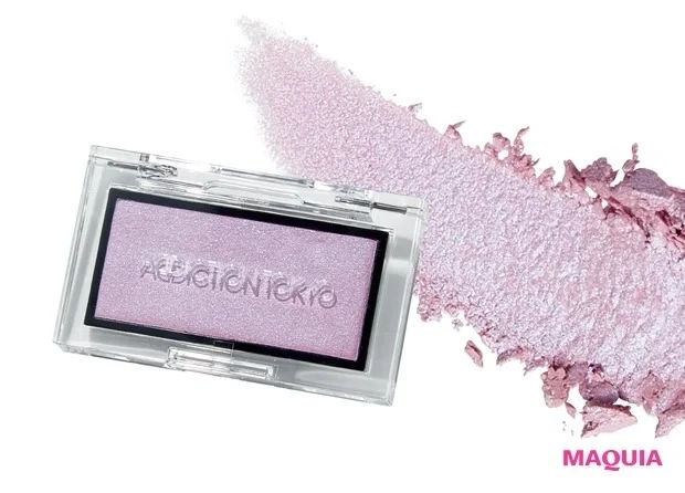 偏光ハイライトはチークと合わせてニュアンス使い_ザ ブラッシュ ニュアンサー 005N Aurora Veil