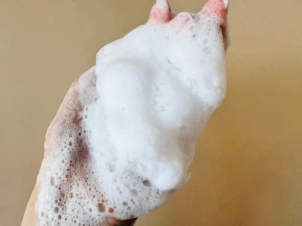 インティメイトケアソープ／ネイキッドファクト 2