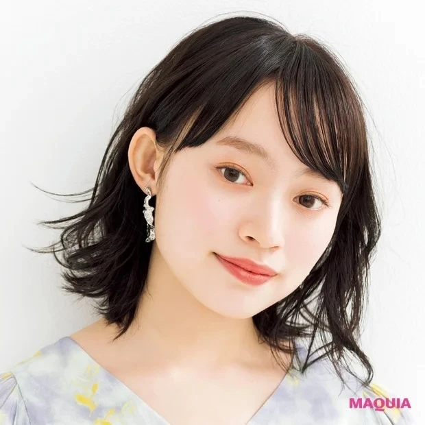 2. 「髪が少なくてペタンコ」タイプにおすすめ_根元をつぶさず起こすようにドライ