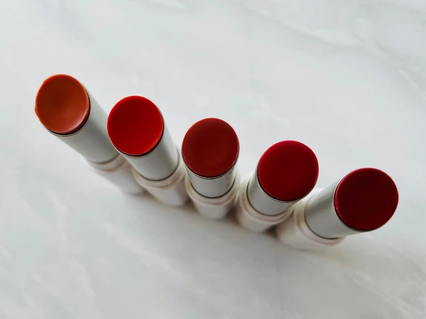 むっちり弾むような質感！透明感のあるツヤツヤ唇になれる【rom&nd(ロムアンド)】のグラスティングメルティングバームの手持ちカラーをレビュー★_2