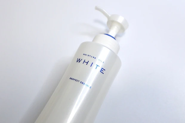 KOSE ホワイトパーフェクトエッセンシャル