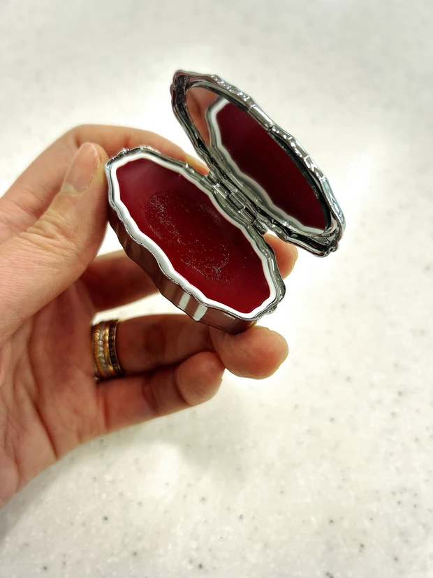 推しコス　マキアエディター　開けた状態 サイズ アンドレアガーランド リップ＆チークカラーバーム