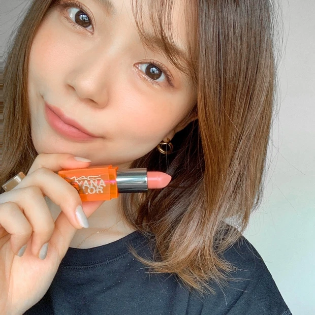 重ねてかわいさ100倍!ネオンパケの夏リップ【M.A.C】テヤナテイラー限定コラボコレクション_3