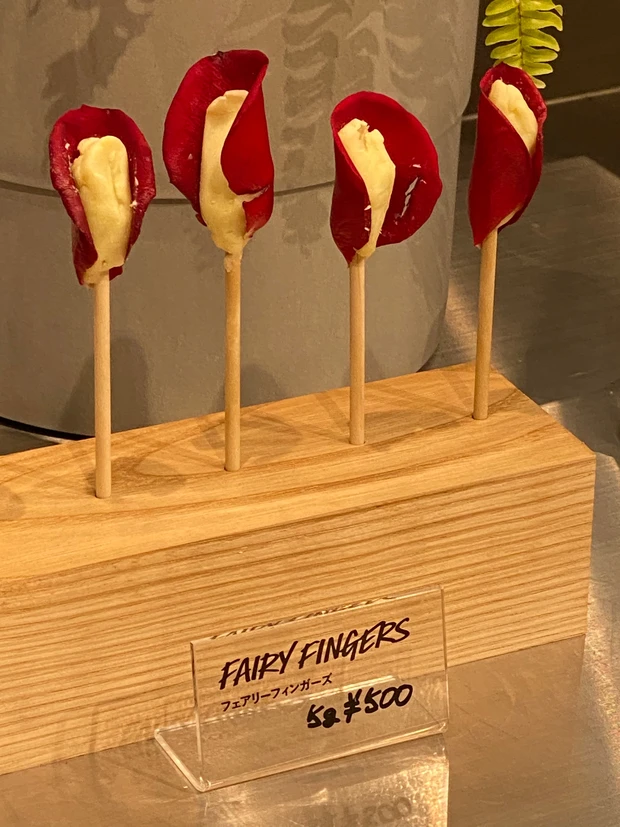 花!お花!素敵すぎるよ、LUSH 新宿店限定品Fresh & Flowers Collection(6/25から)パリのベストセラーのフレッシュフェイスマスクですって〜!!!_6_2